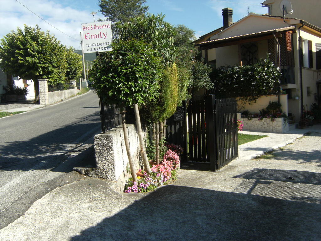 Emily Bed & Breakfast Stroncone Exterior foto
